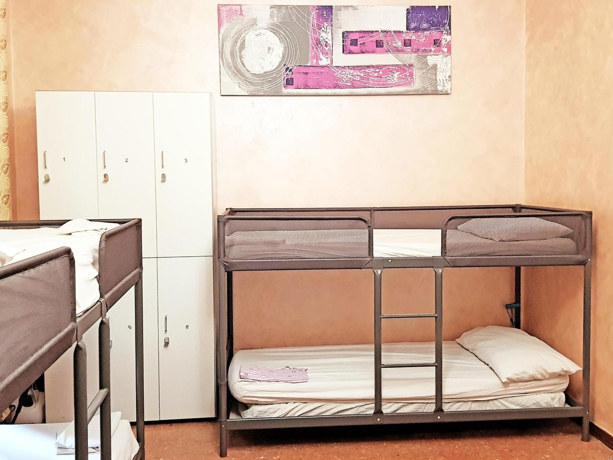 Dreaming Rome - Hostel Екстер'єр фото